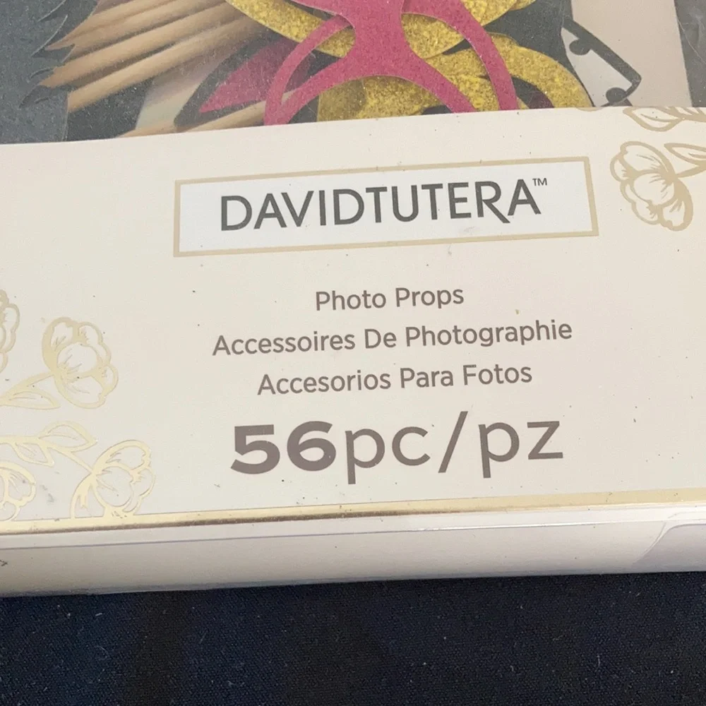 DAVIDTUTERA PHOTO PROPS 56PC NWT